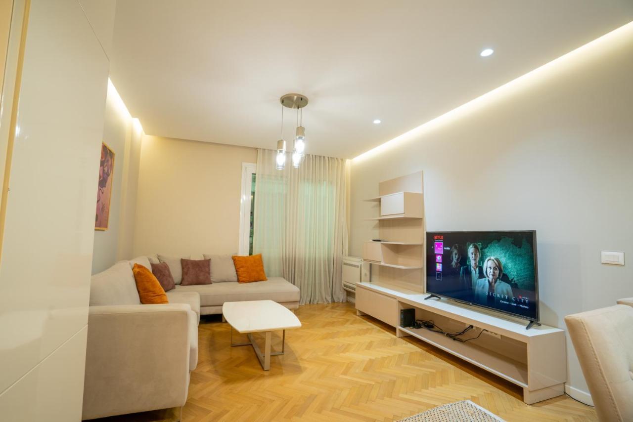 Center Tirana Liv Apartment Exteriér fotografie